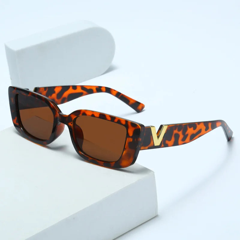 New Small Frame V-Shaped Fashion Sunglasses