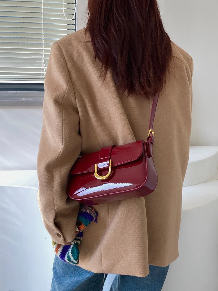 Glossy Shoulder Vintage bag