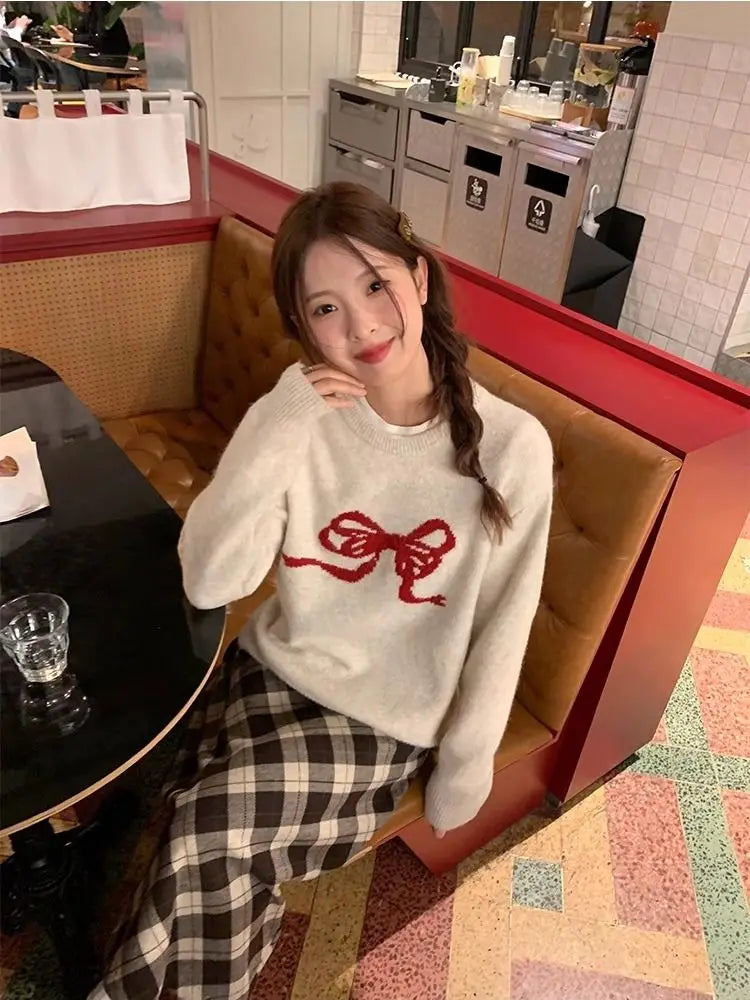 Sweet Korean Age-reducing Lazy Style Bow Sweater