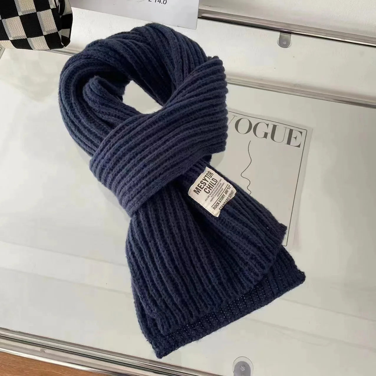 Solid color wool scarf